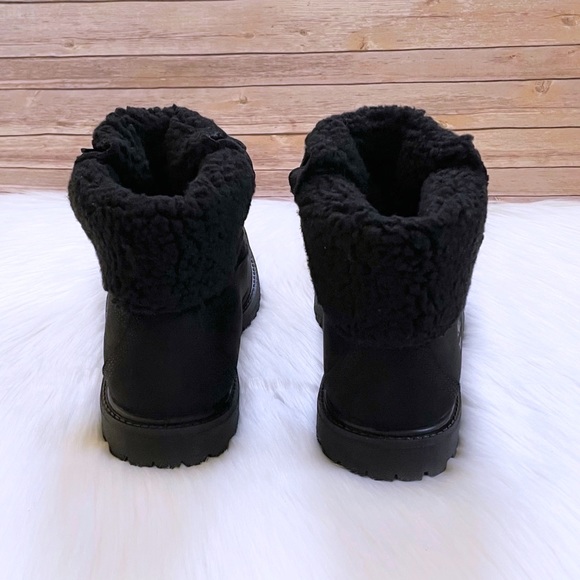 Timberland Women’s Authentics Teddy Fleece Waterproof Fold Down Black Boots - Picture 7 of 9